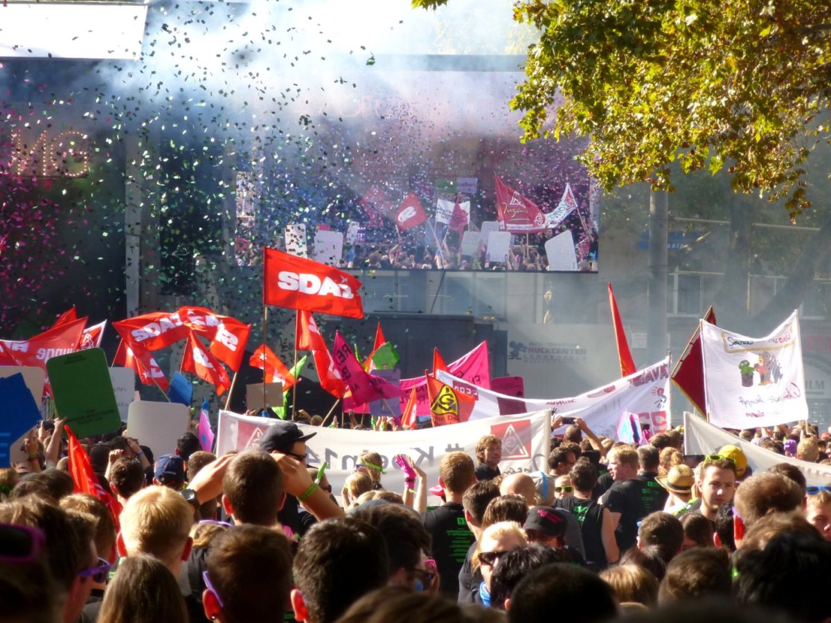 Kreis­vor­stand der Köl­ner DKP zur Lage der Arbeiterjugend